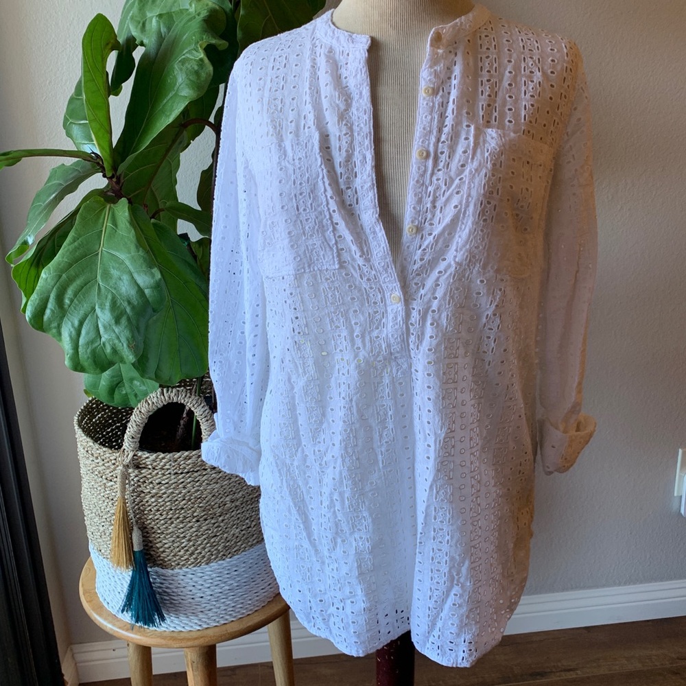 Women’s Eyelet Tunic - White - Size M - NWT